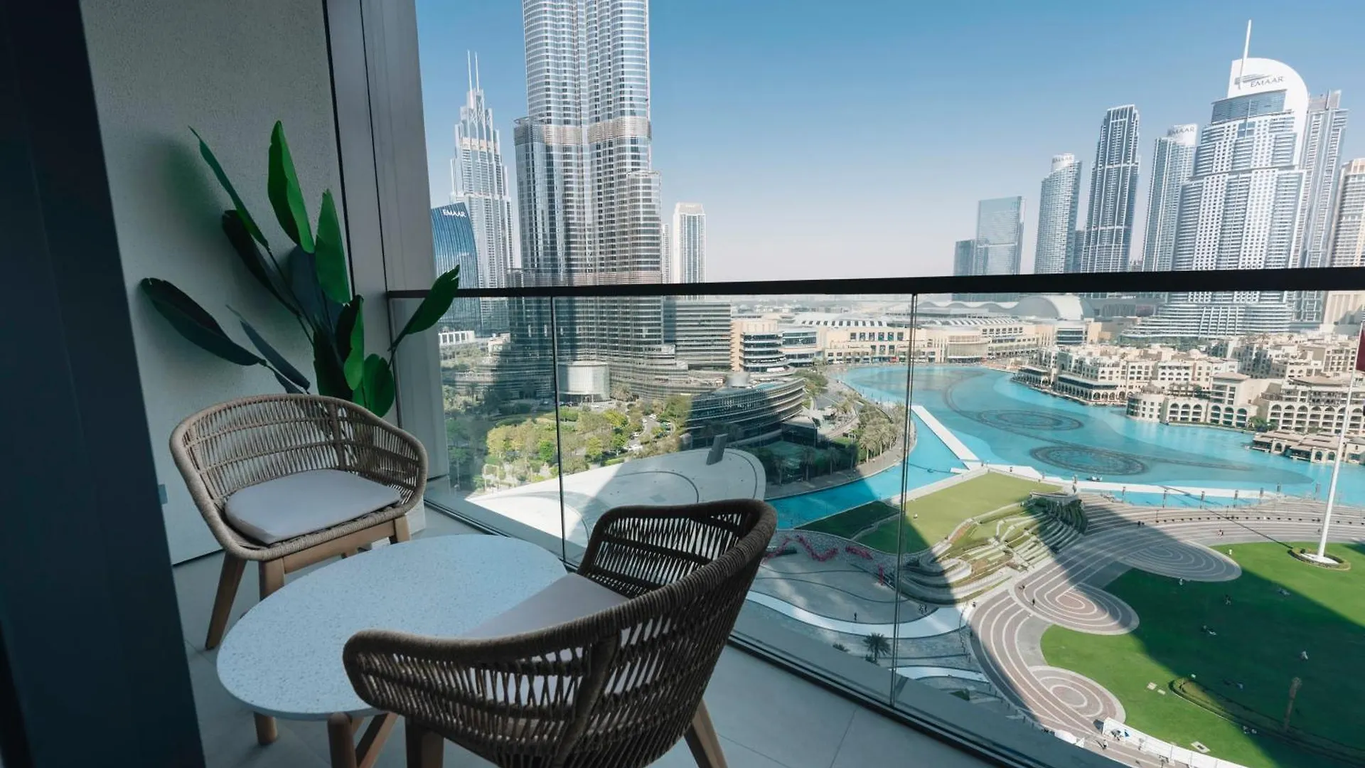 Stylish 2-Bedroom Luxury Stay In Downtown Dubai With Burj Khalifa & Fountain Views 0*,  Spojené arabské emiráty