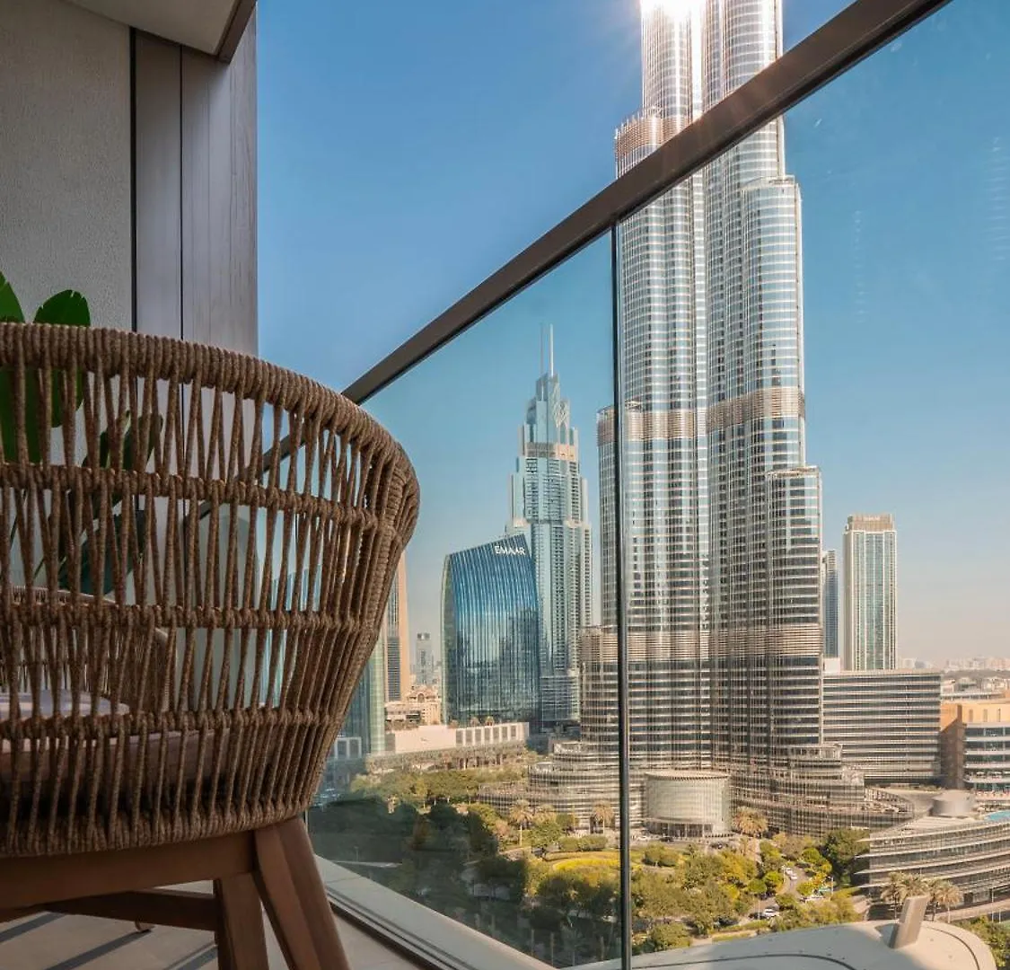 Stylish 2-Bedroom Luxury Stay In Downtown Dubai With Burj Khalifa & Fountain Views